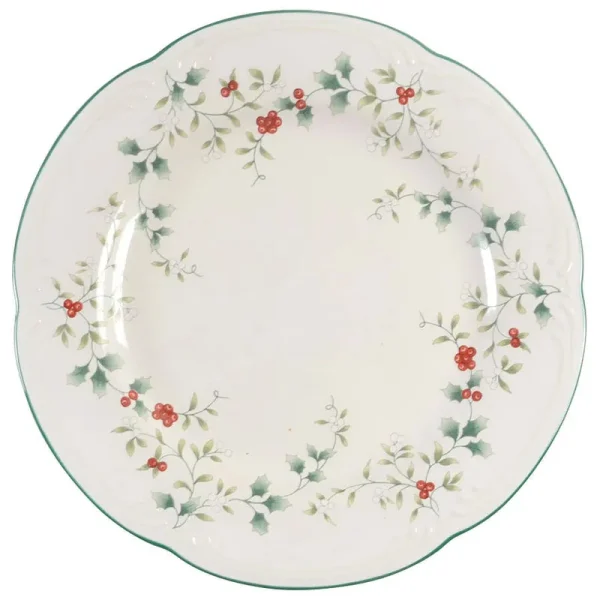 Pfaltzgraff Winterberry Dinner Plate