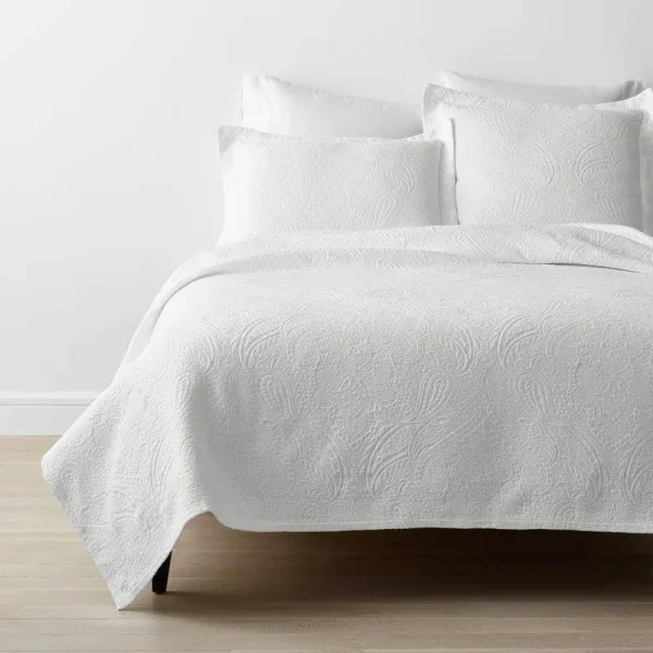 The Company Store Hillcrest Cotton Matelasse White Floral Twin Coverlet