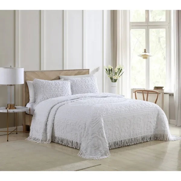 Beatrice Home Fashions Medallion Chenille Bedspread King White