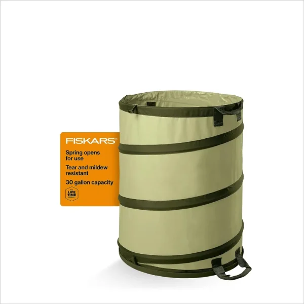 Fiskars 30 Gallon Hardshell Bottom Kangaroo Garden Bag