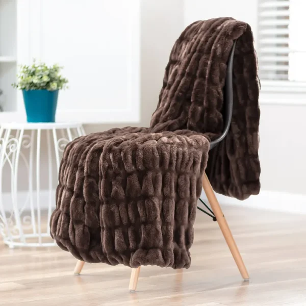 Chanasya Ruched Faux Fur Throw Blanket with Reversible Mink - 50 x 65 Inches - Mocha