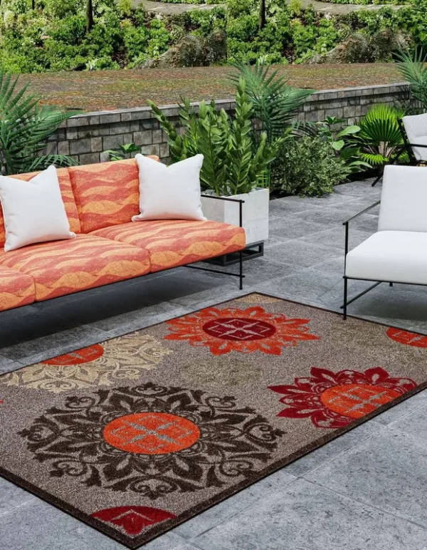 Unique Loom Chicago Indoor/ Outdoor Area Rug - 5' x 8' Brown