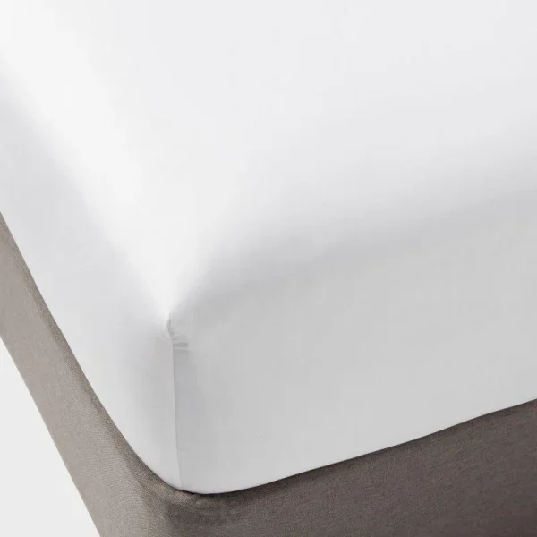 Full Cotton Blend Sateen Fitted Sheet White - Room Essentials