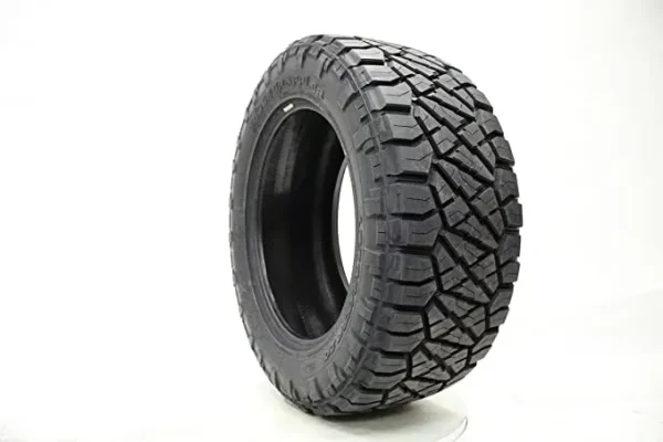 Nitto Ridge Grappler 275/65R18 Tire