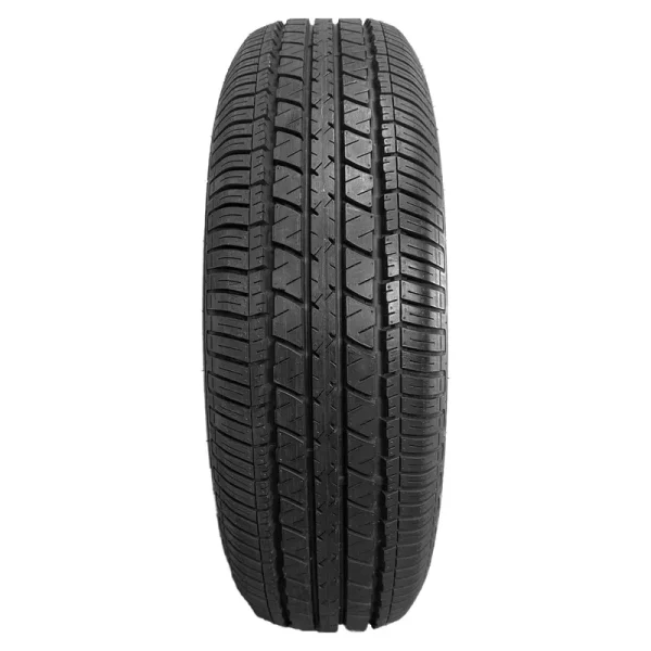 Travelstar UN106 All-Season 235/75R15 105S Passenger Tire