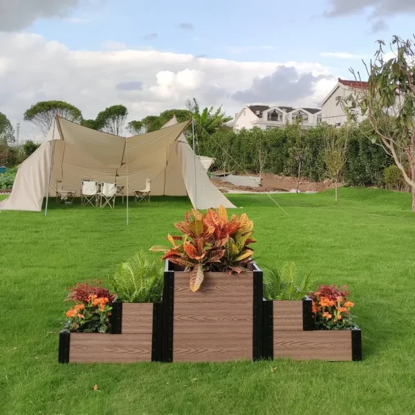 Corner & Compact Garden Bed