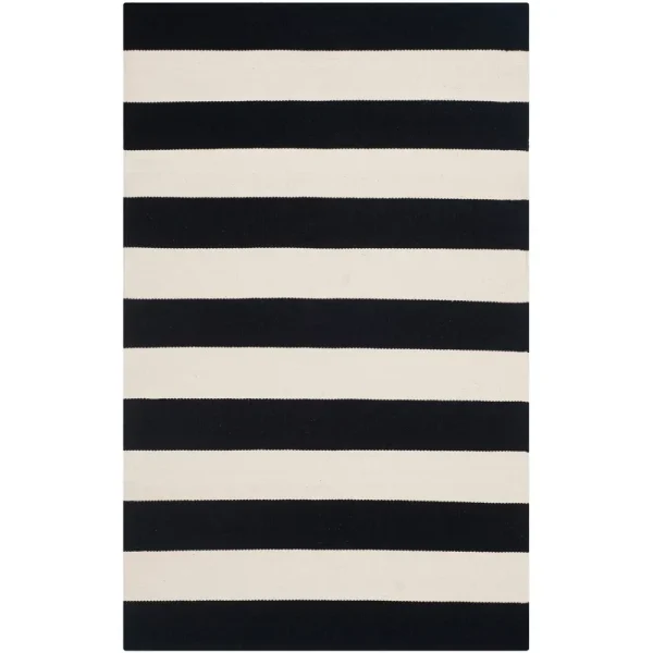 Safavieh MTK712D-24 MontaukCotton Pile Hand Woven Black/White Rug