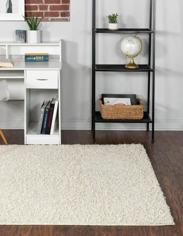 Unique Loom Comfort Solid Shag 4x6 Pure Ivory Area Rug