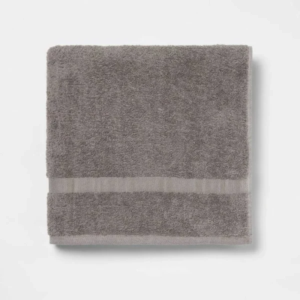 Room Essentials Bath Towel Dark Gray