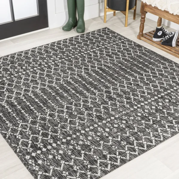 Jonathan Y Ourika Moroccan Geometric Textured Weave Black/Gray 5' Square Indoor/Outdoor Area Rug
