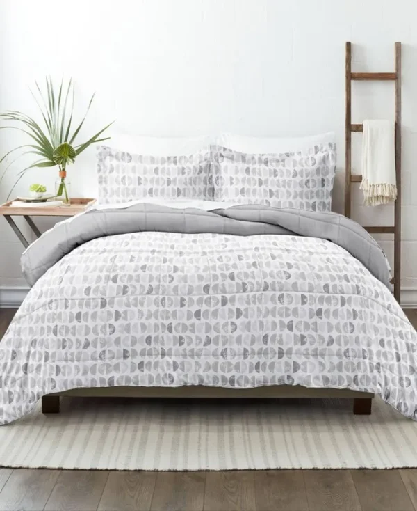 Home Collection Premium Down-Alternative Moonlight Stars Reversible Comforter Set - Light Gray - King