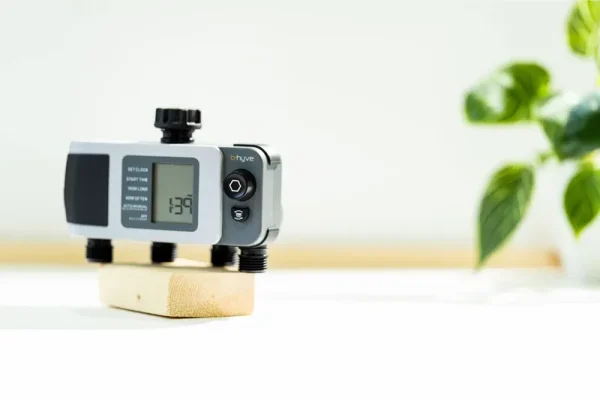 B-hyve XD Bluetooth 4-Outlet Hose Faucet Timer