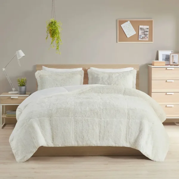 Intelligent Design - Malea Shaggy Faux Fur Comforter Set - Ivory - Twin/Twin XL