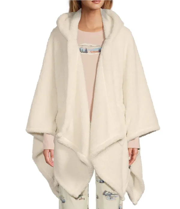L.L.Bean Cozy Sherpa Wearable Throw Sheets Bedding Cream : One Size